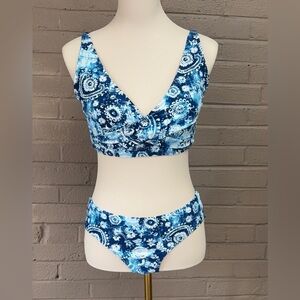 Niptuck Blue and White Patterned Bikini  10  D/DD